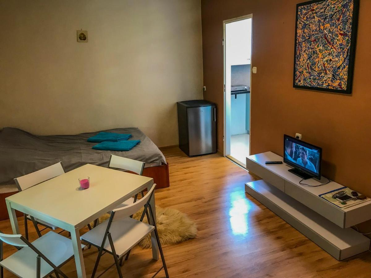 Cosy Studio In Quiet Location ปูวาวือ ภายนอก รูปภาพ